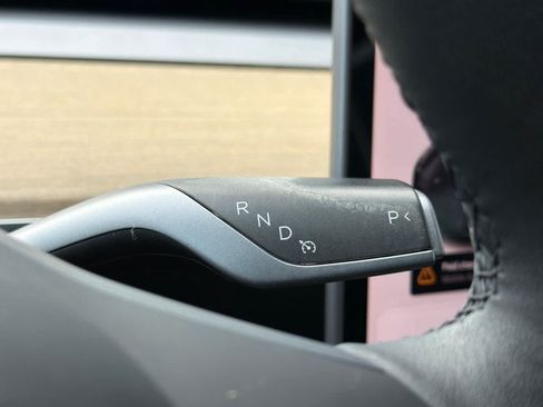 Used 2022 Tesla Model Y Performance AWD/4WD image 24