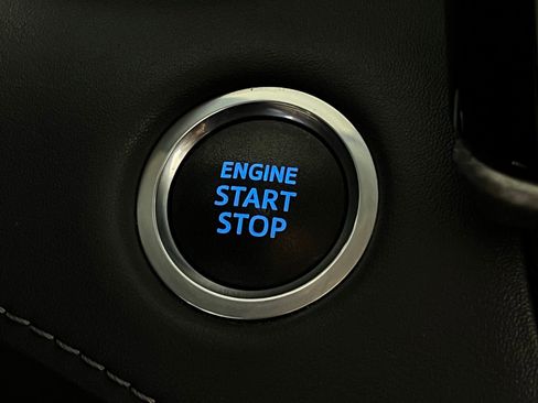 Used 2021 Toyota Highlander Platinum image 23