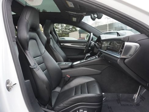 Used 2019 Porsche Panamera Turbo image 38