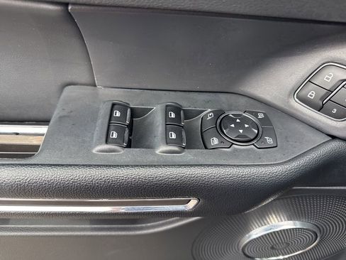 Used 2024 Ford Expedition Max XLT image 31