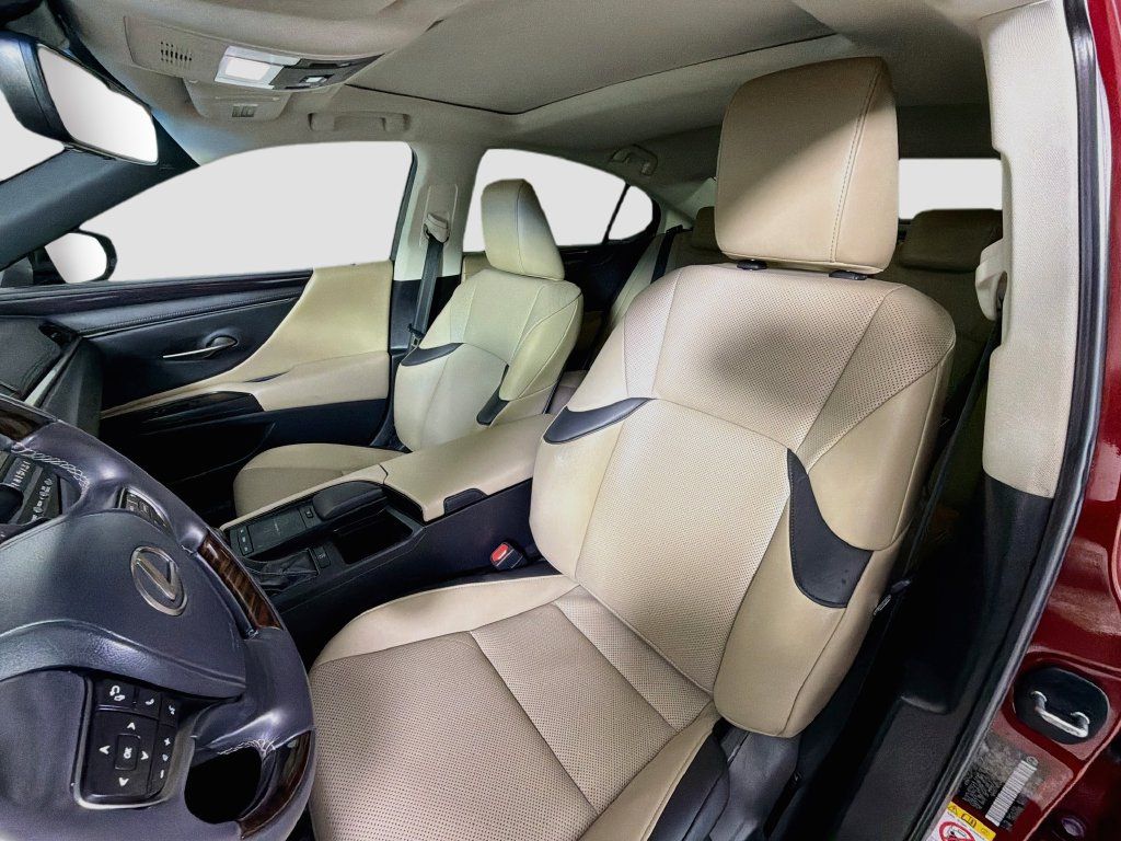 Used 2019 Lexus ES 350 w/ Premium Package FWD image 14