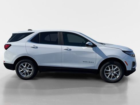 Used 2022 Chevrolet Equinox LT image 3