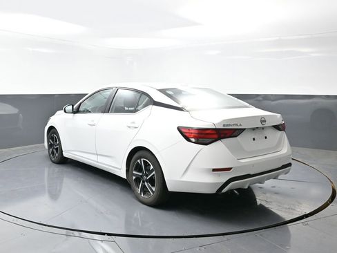 Used 2024 Nissan Sentra SV image 11