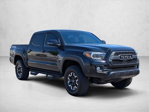 Used 2019 Toyota Tacoma TRD Off-Road w/ Technology Package RWD image 3