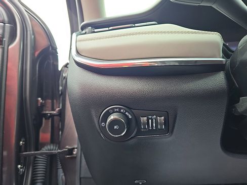 Used 2022 Jeep Compass Limited image 14