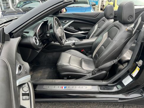 Used 2018 Chevrolet Camaro LT image 23