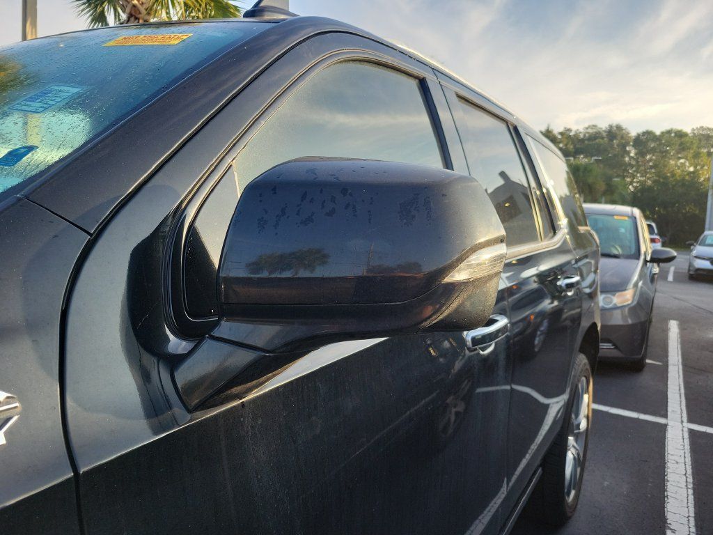 Used 2021 Chevrolet Tahoe High Country w/ Premium Package RWD image 5