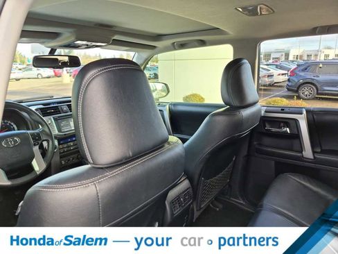Used 2016 Toyota 4Runner Limited image 12