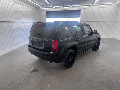Used 2014 Jeep Patriot Sport w/ Power Value Group image 5