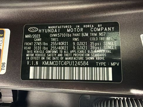 Used 2023 Genesis GV70 3.5T Sport w/ Sport Prestige Package AWD/4WD image 18
