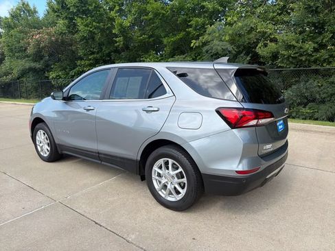 Used 2024 Chevrolet Equinox LT AWD/4WD image 3
