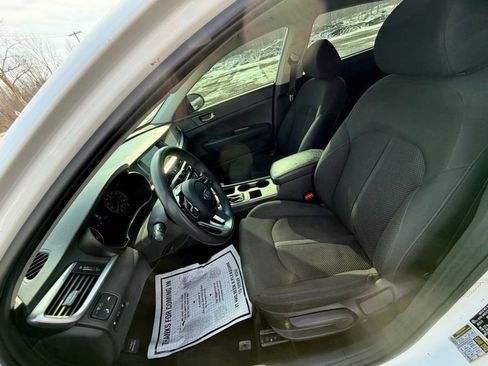 Used 2019 Kia Optima LX image 16