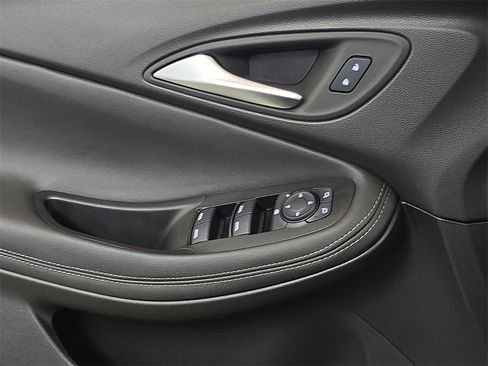 Used 2023 Buick Encore GX Preferred w/ Cold Weather Comfort Package image 28