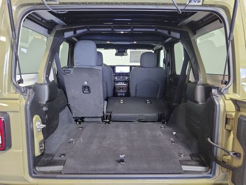 Used 2025 Jeep Wrangler Unlimited Sport AWD/4WD image 26