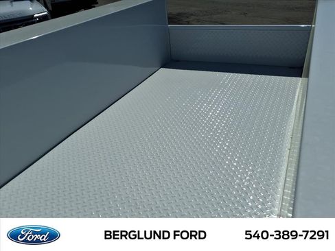 New 2026 Ford F250 XL w/ XL Chrome Package image 11