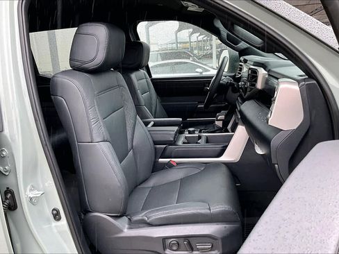 Used 2025 Toyota Tundra SR5 w/ SR5 Premium Package image 8
