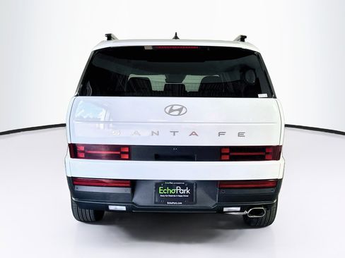 Used 2026 Hyundai Santa Fe SEL FWD image 7
