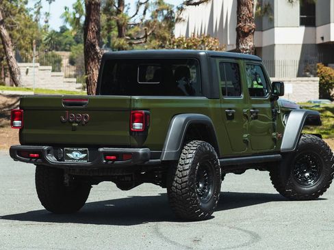 Used 2023 Jeep Gladiator Rubicon image 5
