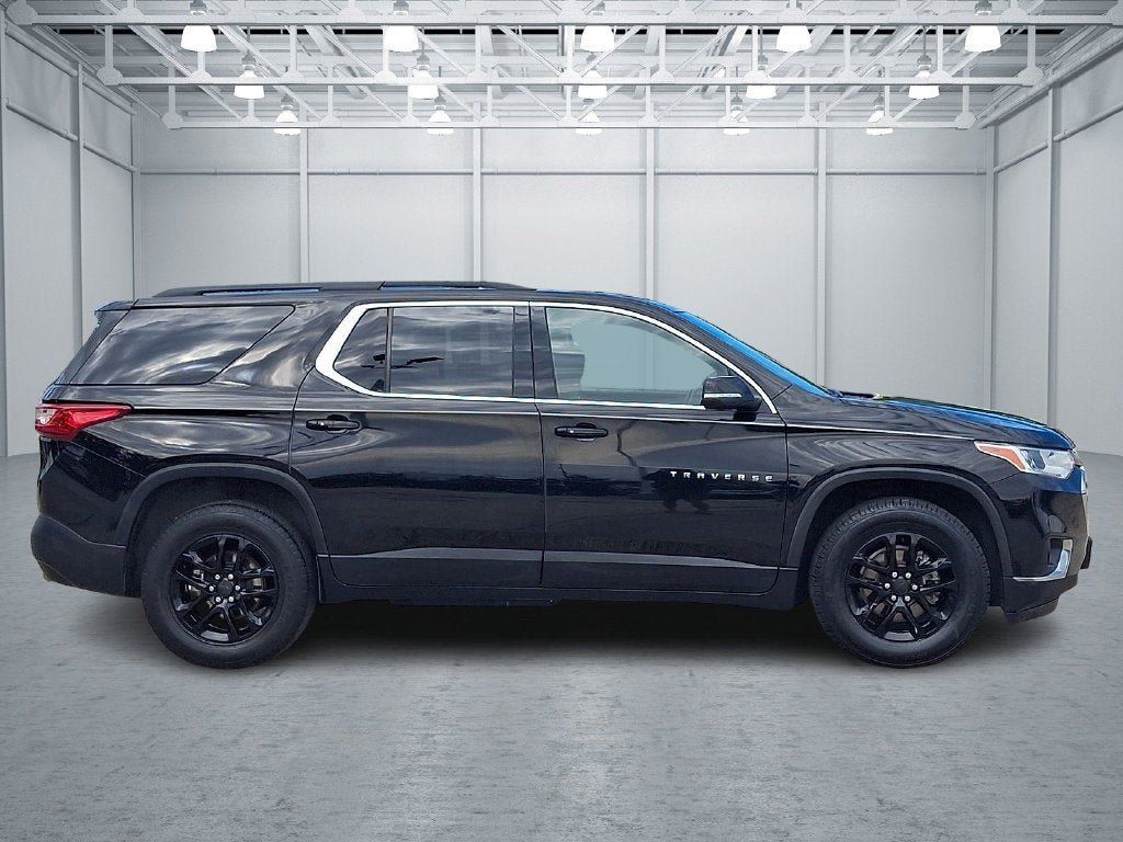 Certified 2021 Chevrolet Traverse LT FWD image 8