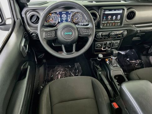 Used 2023 Jeep Wrangler Unlimited Sport AWD/4WD image 21