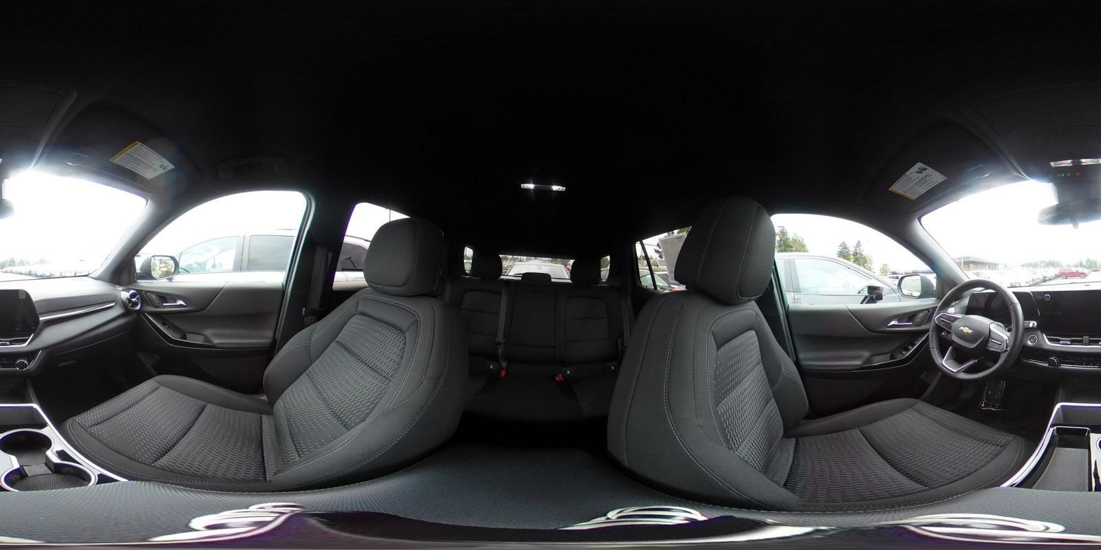 Used 2025 Chevrolet Equinox LT FWD image 42