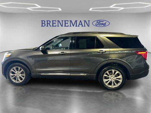 Used 2020 Ford Explorer XLT w/ Equipment Group 202A AWD/4WD image 10