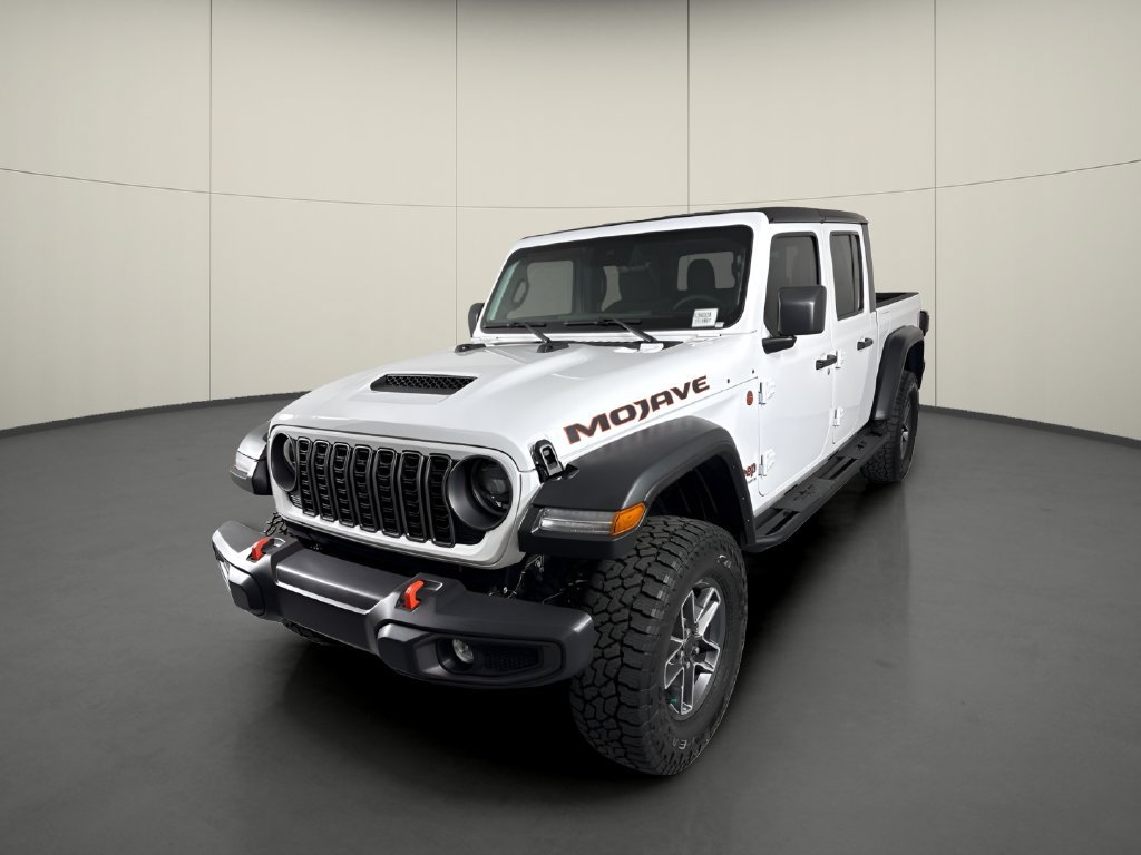 Used 2025 Jeep Gladiator Mojave w/ Safety Group AWD/4WD image 4