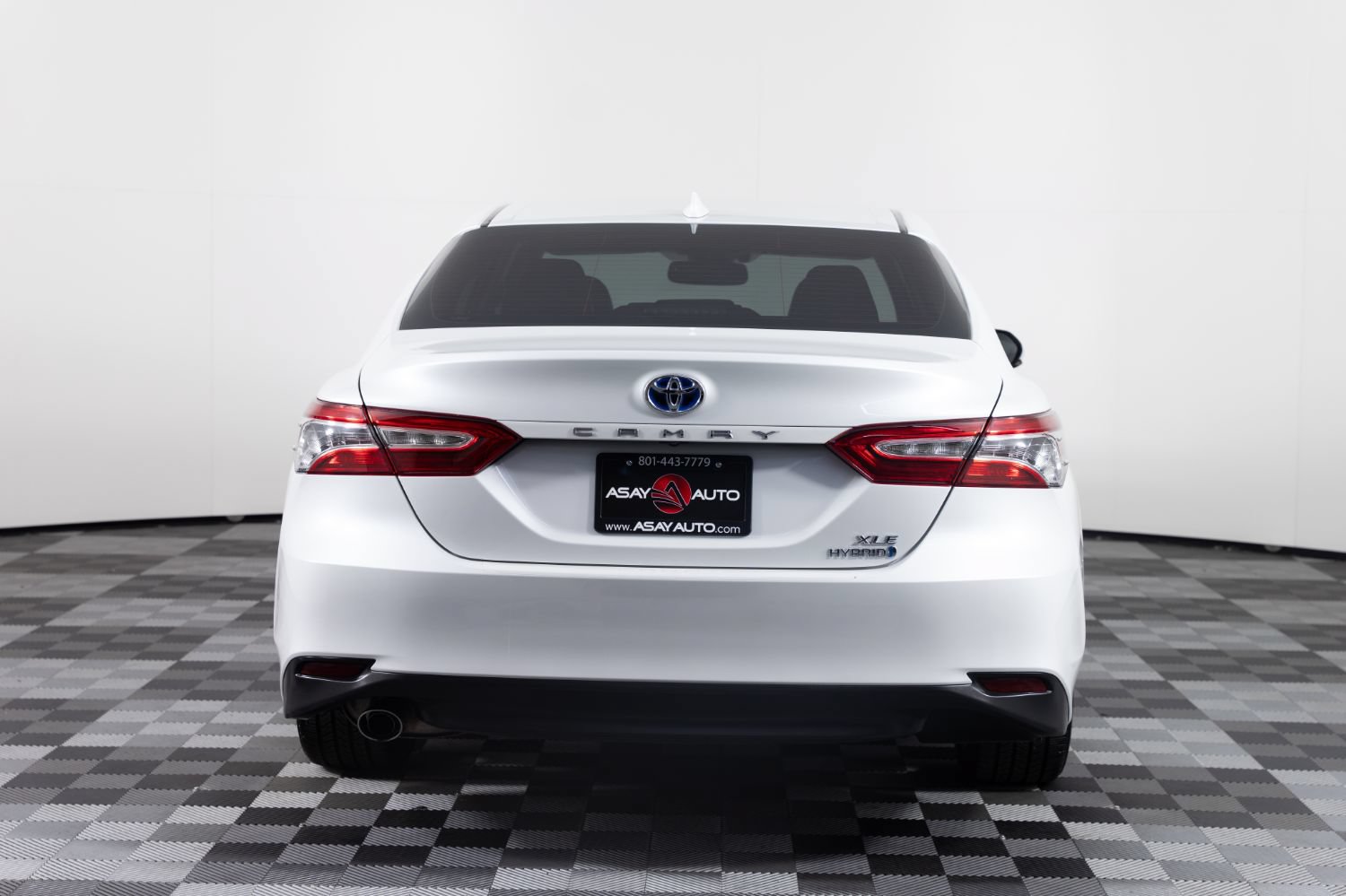 Used 2019 Toyota Camry XLE FWD image 6