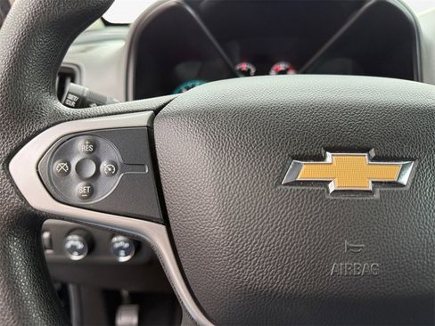 Used 2022 Chevrolet Colorado W/T w/ Custom Special Edition image 25