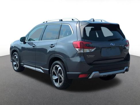 Used 2023 Subaru Forester Touring w/ Popular Package #2 AWD/4WD image 4