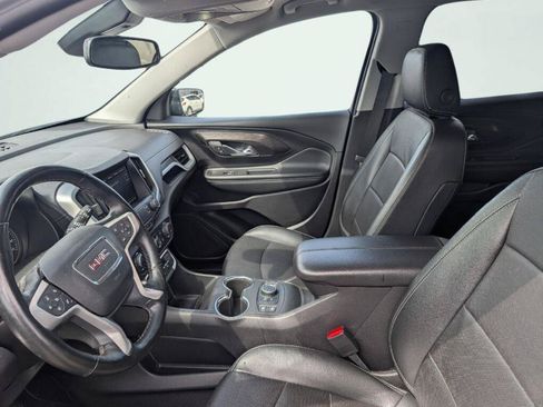 Used 2024 GMC Terrain SLT AWD/4WD image 14