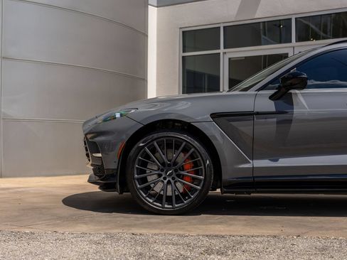 Used 2023 Aston Martin DBX 707 AWD/4WD image 18