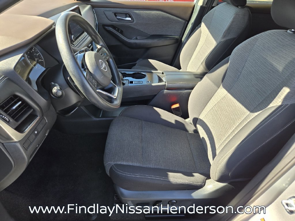 Used 2023 Nissan Rogue SV FWD image 10