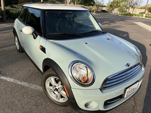 Used 2013 MINI Cooper Hardtop FWD image 4