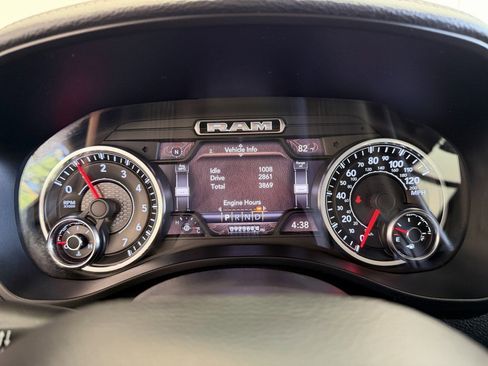 Used 2020 RAM 1500 Laramie image 9