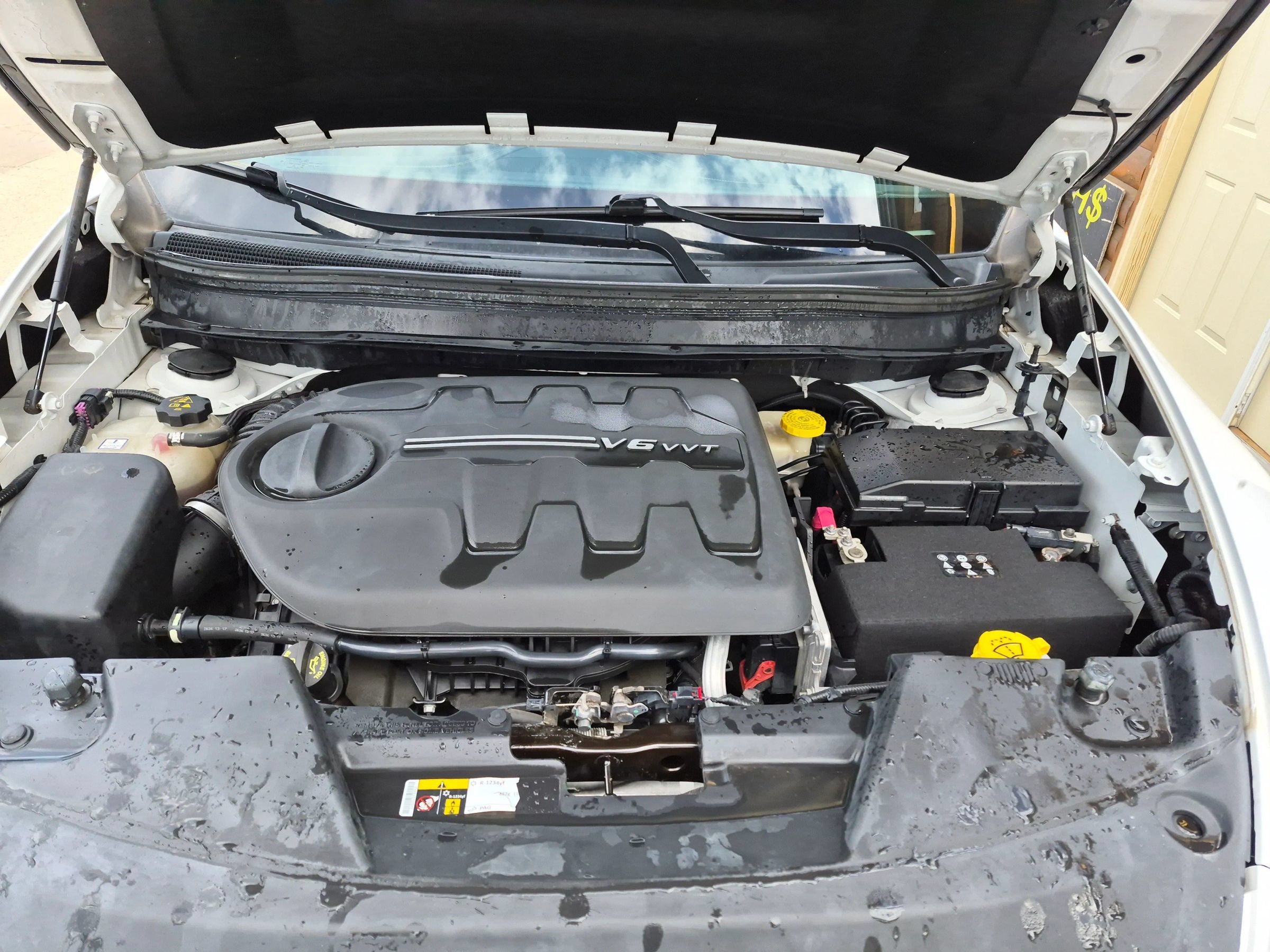 Used 2017 Jeep Cherokee High Altitude AWD/4WD image 9