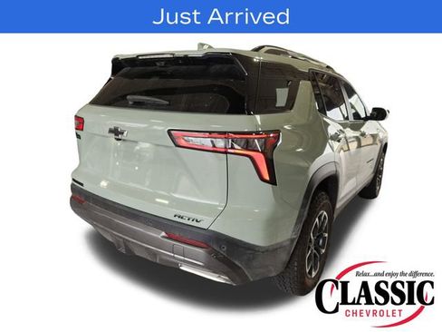 Used 2026 Chevrolet Equinox ACTIV w/ Convenience Package III FWD image 9