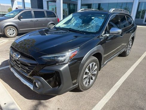 Certified 2023 Subaru Outback Touring AWD/4WD image 7