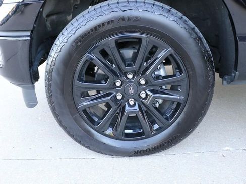 Used 2025 Ford F150 Platinum AWD/4WD image 8