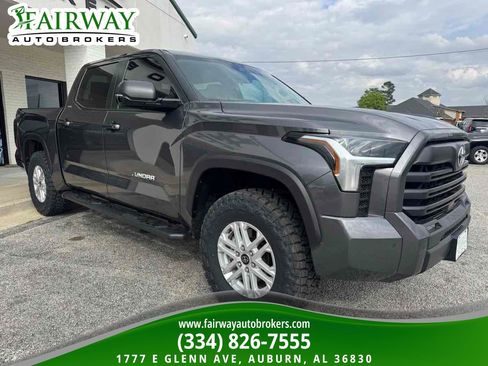 Used 2024 Toyota Tundra SR5 w/ SR5 Premium Package image 4