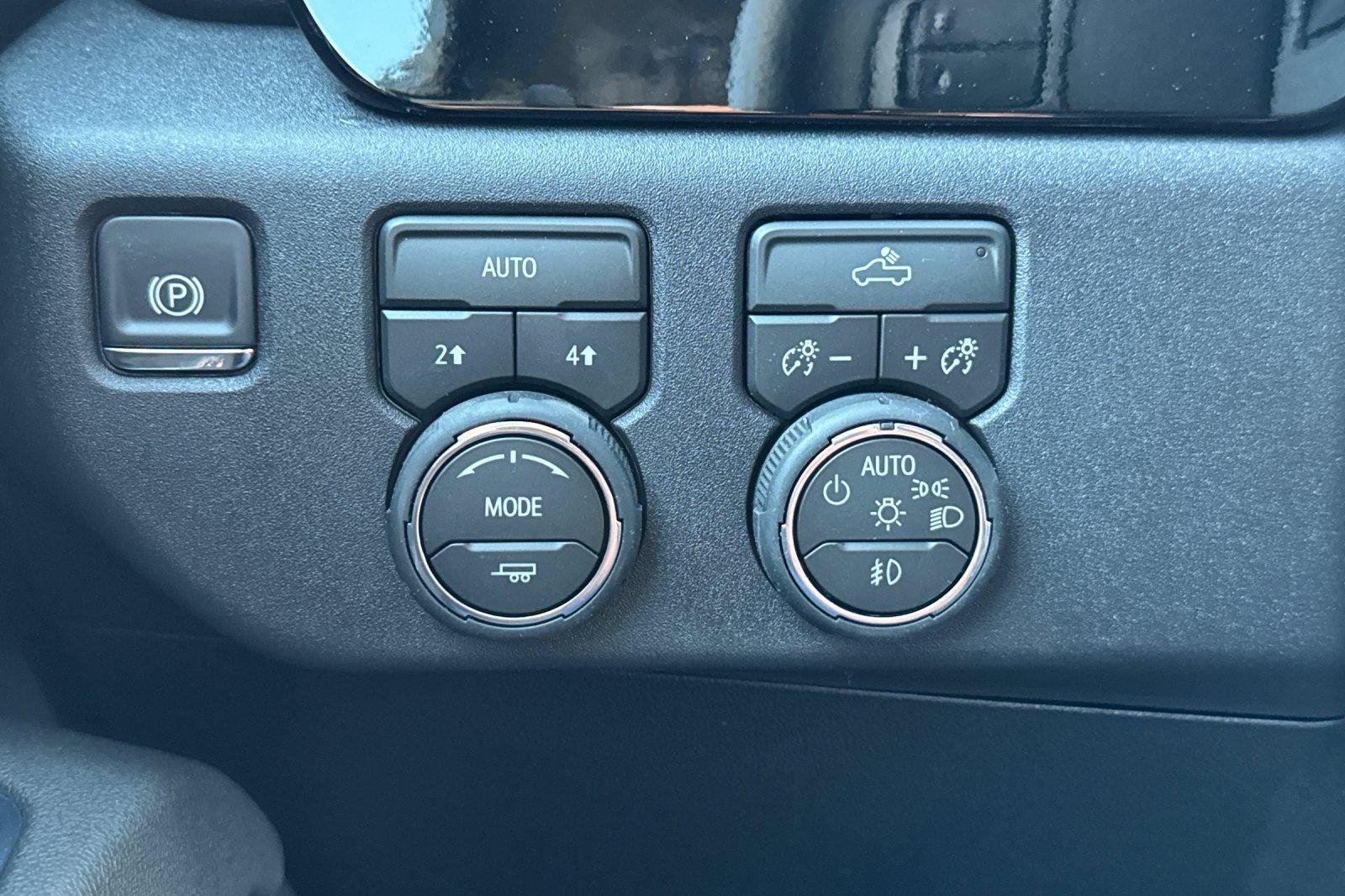 New 2026 Chevrolet Silverado 1500 RST w/ RST Select Package AWD/4WD image 32