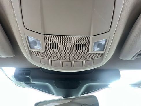 Used 2023 Lincoln Nautilus AWD image 24