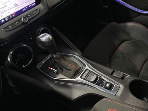 Used 2019 Chevrolet Camaro ZL1 image 26
