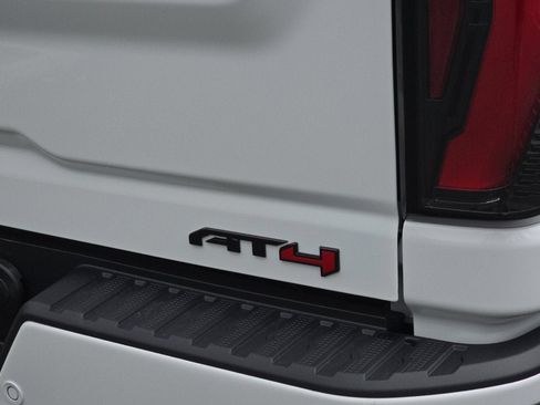 New 2026 GMC Sierra 3500 AT4 w/ AT4 Premium Plus Package AWD/4WD image 22
