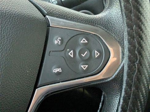 Used 2018 Chevrolet Traverse LS image 30