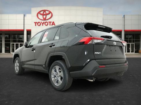 New 2025 Toyota RAV4 LE image 14