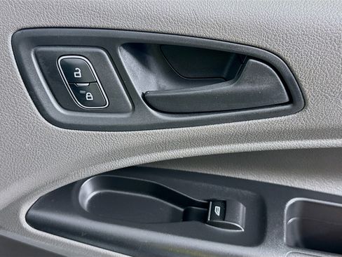 Used 2022 Ford Transit Connect XL image 25