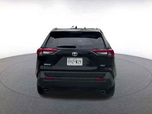 Used 2025 Toyota RAV4 XLE image 12