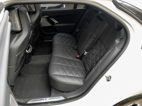 Used 2024 BMW 740i w/ Premium Package 2 image 49