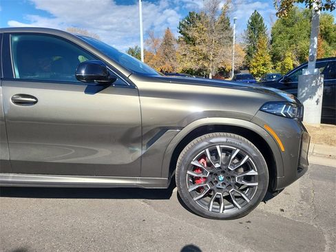 New 2026 BMW X6 M60i w/ Climate Comfort Package image 9